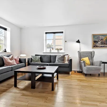 3695-nexo-gartnerstien-5 Feriehus Neksø